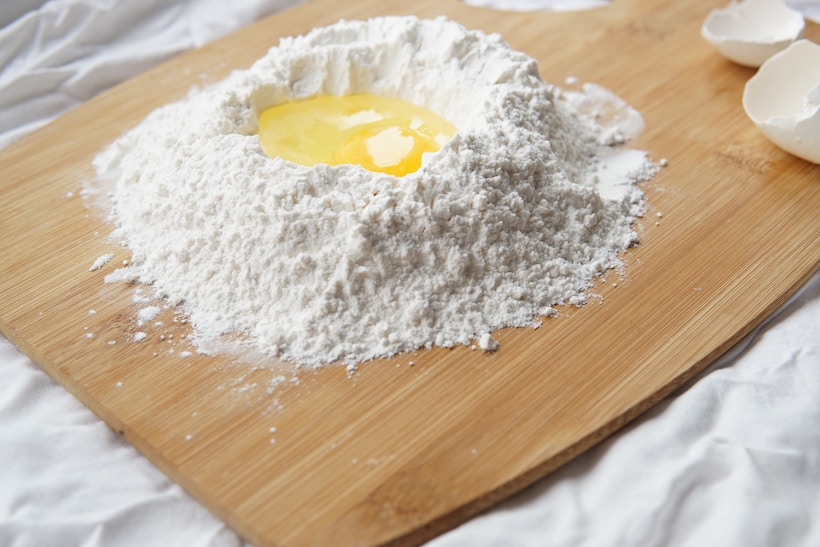 Egg in flour