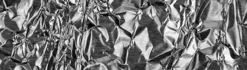 Crinkled aluminum foil